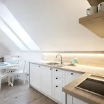 Helga Gasthuis 3*