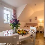 Helga Guest house 3*