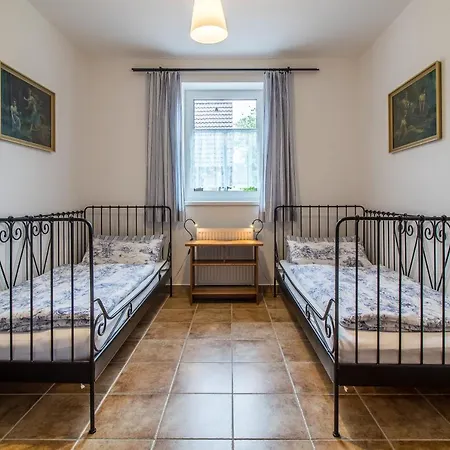 Helga Pensionat 3*