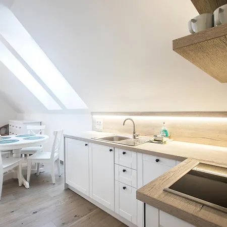 Helga 게스트하우스 3*