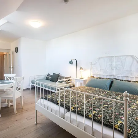 Guest house Helga 3*